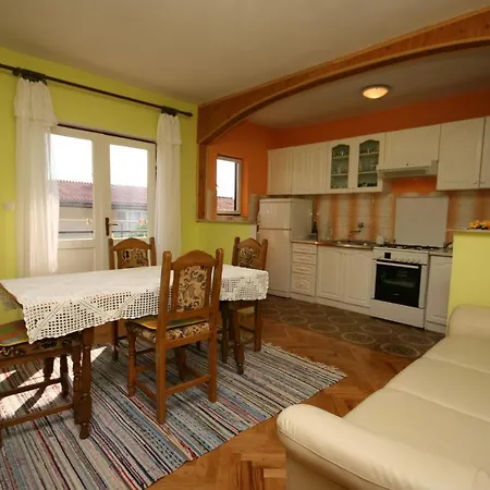 By The Sea Starigrad, Paklenica - 6609 *